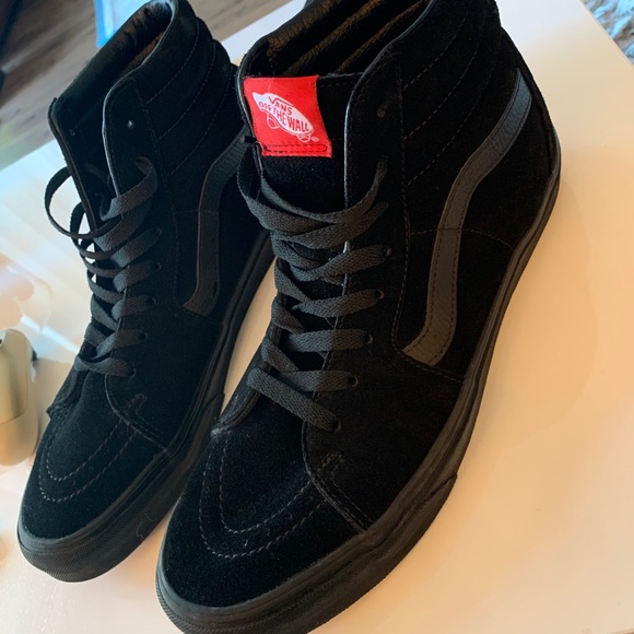 blackout vans sk8 hi